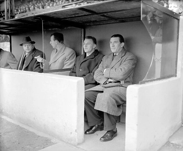 Chelsea Football Club: Ted Drake and Tommy Docherty in the Dugout - A 1960s Battle in Football League Division One: Chelsea vs. Blackpool