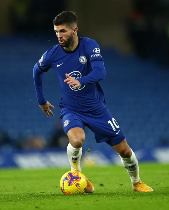 Framed Print : Chelsea vs Leeds United: Christian Pulisic in Action at Sold-Out Stamford Bridge, Premier League, London, December 2020 Framed Print : Chelsea vs Leeds United: Christian Pulisic in Action at Sold-Out Stamford Bridge, Premier League, London, December 2020
