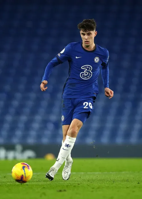 Framed Print : Chelsea vs Leeds United: Kai Havertz in Action at Sold-Out Stamford Bridge, Premier League