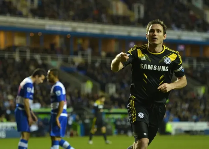 Framed Print : Chelsea's Double Victory: Frank Lampard's Brilliant Brace Against Reading (30th January 2013)