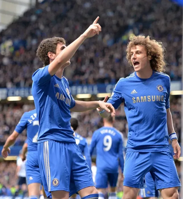 Framed Print : Chelsea's Embaoba and David Luiz: Celebrating Oscar's Opener Against Tottenham Hotspur (8th May 2013)