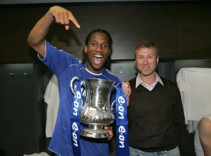 Framed Print : Chelsea's FA Cup Victory: Didier Drogba and Roman Abramovich Celebrate with the Trophy (May 2007)