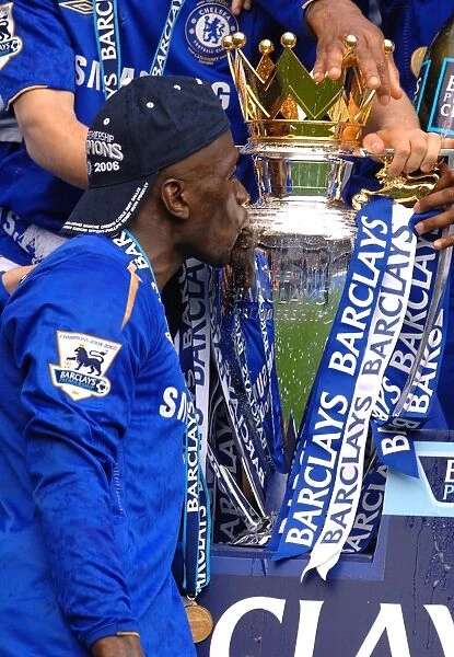 Claude Makelele: Celebrating Chelsea's Premier League Glory (2005-2006)