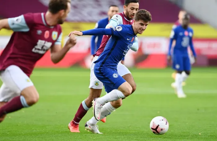 Framed Print : Behind Closed Doors: Mason Mount at Turf Moor - Chelsea vs Burnley, Premier League (October 31, 2020) Framed Print : Behind Closed Doors: Mason Mount at Turf Moor - Chelsea vs Burnley, Premier League (October 31, 2020)