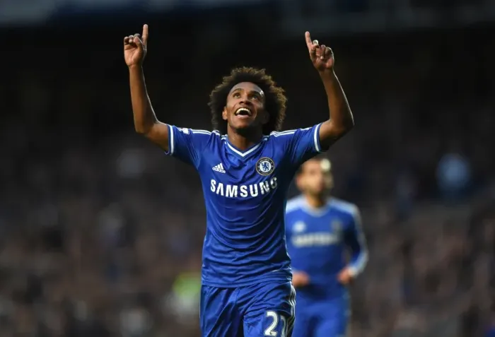 Framed Print : Da Silva-Willian Scores Chelsea's Third Goal Against Stoke City (5th April 2014, Stamford Bridge) Framed Print : Da Silva-Willian Scores Chelsea's Third Goal Against Stoke City (5th April 2014, Stamford Bridge)