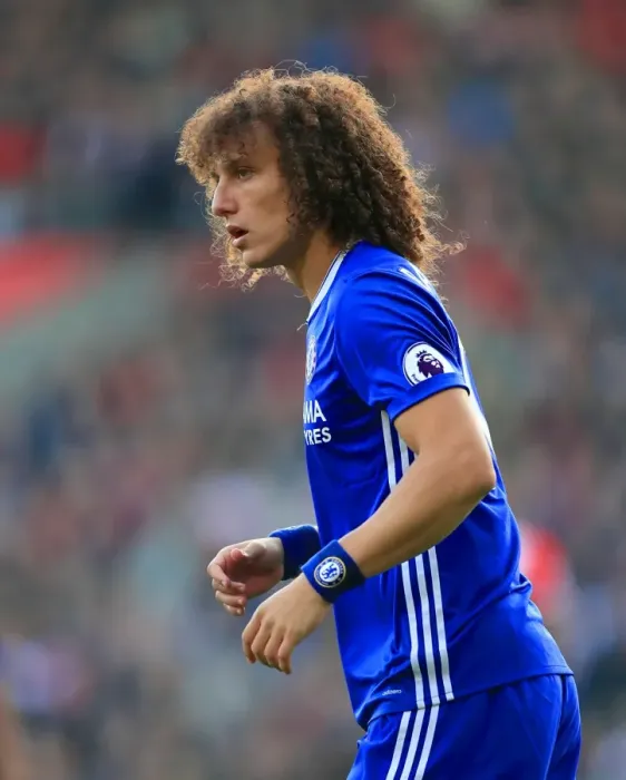 Framed Print : David Luiz Leads Chelsea Charge at St Mary's Stadium: Southampton vs Chelsea - Premier League