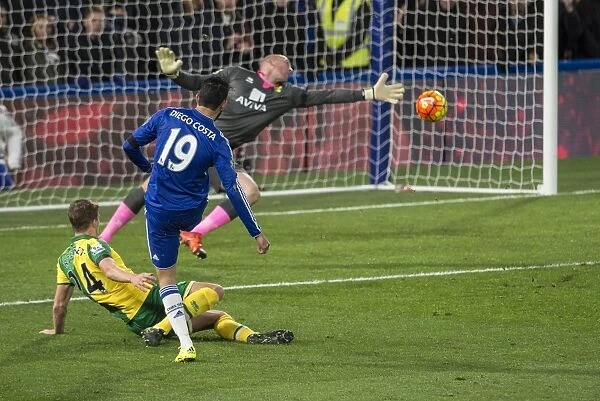 Diego Costa Scores First: Chelsea's Triumph over Norwich City in the Premier League (November 2015)