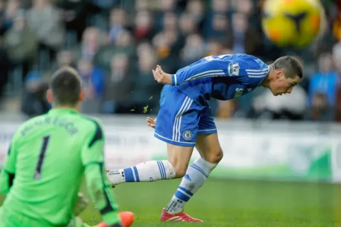 Framed Print : Fernando Torres Scores Chelsea's Third Goal Past Allan McGregor (Hull City vs. Chelsea, January 11, 2014)