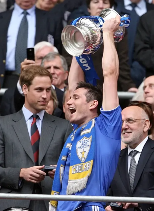 Framed Print : Frank Lampard's FA Cup Triumph: Chelsea's Victory over Manchester United at Wembley (2007) Framed Print : Frank Lampard's FA Cup Triumph: Chelsea's Victory over Manchester United at Wembley (2007)