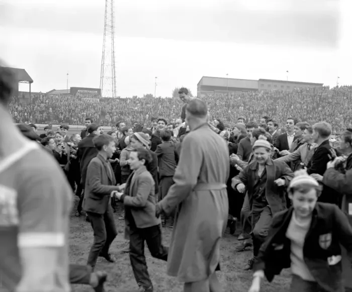 Framed Print : Jimmy Greaves Historic Four-Goal Farewell: Chelsea vs. Nottingham Forest, Division One, Stamford Bridge (1960s) Framed Print : Jimmy Greaves Historic Four-Goal Farewell: Chelsea vs. Nottingham Forest, Division One, Stamford Bridge (1960s)