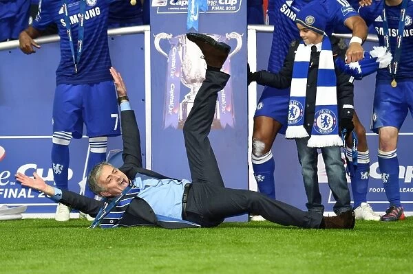 Jose Mourinho and Chelsea Team Celebrate Carling Cup Victory over Tottenham Hotspur at Wembley Stadium