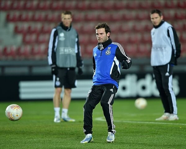 Juan Mata's Intense Focus: Chelsea FC Training Before UEFA Europa League Match at Generali Arena