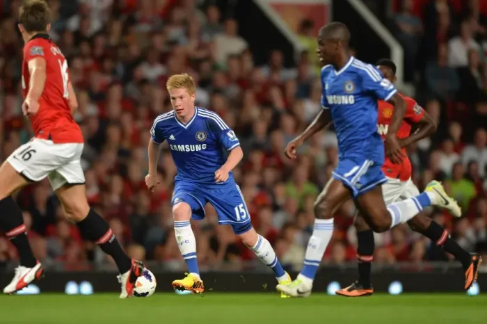 Framed Print : Manchester United vs. Chelsea: Kevin De Bruyne's Return to Old Trafford (August 2013) Framed Print : Manchester United vs. Chelsea: Kevin De Bruyne's Return to Old Trafford (August 2013)