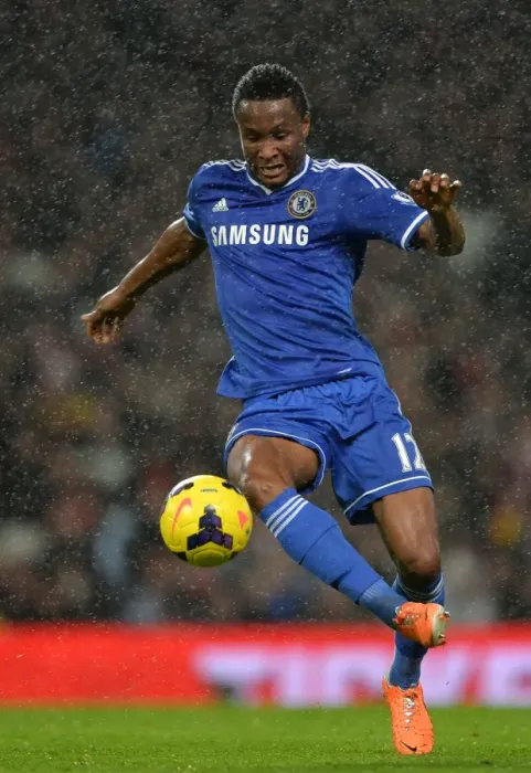 Framed Print : Mikel in Action: Chelsea vs. Arsenal - Barclays Premier League Clash at Emirates Stadium (December 23, 2013) Framed Print : Mikel in Action: Chelsea vs. Arsenal - Barclays Premier League Clash at Emirates Stadium (December 23, 2013)