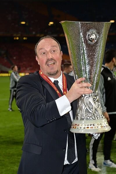 Rafael Benitez Leads Chelsea to Europa League Victory: Chelsea FC vs Benfica (Amsterdam Arena, May 16, 2013)