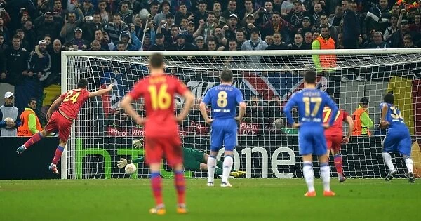 Raul Rusescu Scores Penalty for Steaua Bucharest Against Chelsea in Europa League (7th March 2013)