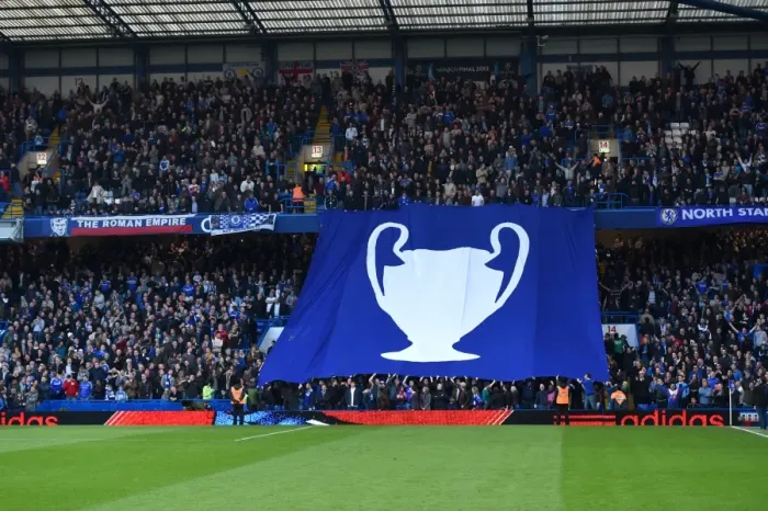 Framed Print : A Sea of Blue: Chelsea vs. Tottenham Hotspur at Stamford Bridge (8th March 2014) - The Chelsea Banner Framed Print : A Sea of Blue: Chelsea vs. Tottenham Hotspur at Stamford Bridge (8th March 2014) - The Chelsea Banner