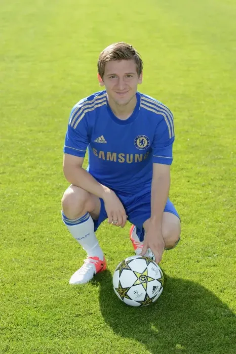 Framed Print : Soccer - Chelsea Team Photocall - Cobham Training Ground Framed Print : Soccer - Chelsea Team Photocall - Cobham Training Ground