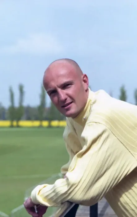 : Soccer - FA Carling Premiership - Portrait of Chelseas Frank Leboeuf : Soccer - FA Carling Premiership - Portrait of Chelseas Frank Leboeuf