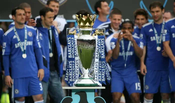 Framed Print : Triumphant Chelsea: Premier League Champions 2009-2010 with the Trophy at Stamford Bridge