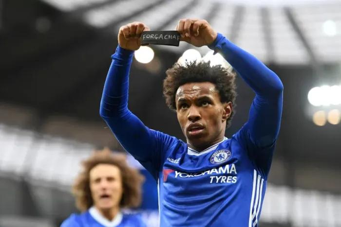 Framed Print : Willian Scores for Chelsea, Honors Chapecoense Victims in Emotional Manchester Derby Framed Print : Willian Scores for Chelsea, Honors Chapecoense Victims in Emotional Manchester Derby