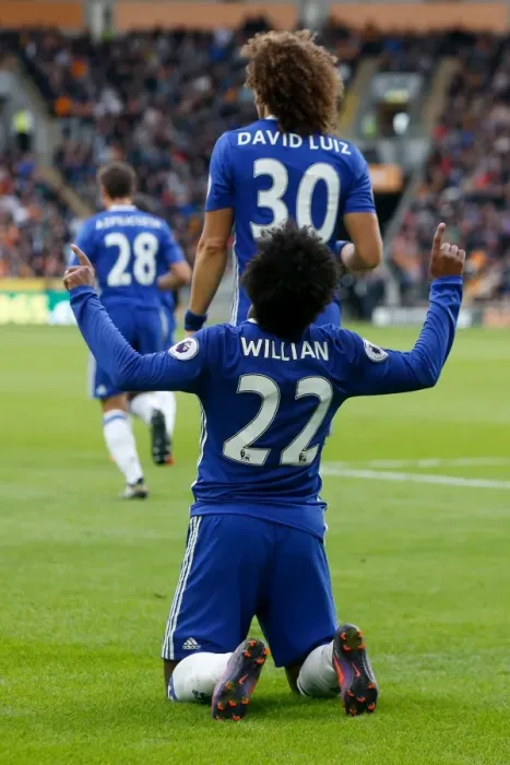 Framed Print : Willian's Strike: Chelsea's Historic Goal at Hull's KCOM Stadium, Premier League Framed Print : Willian's Strike: Chelsea's Historic Goal at Hull's KCOM Stadium, Premier League