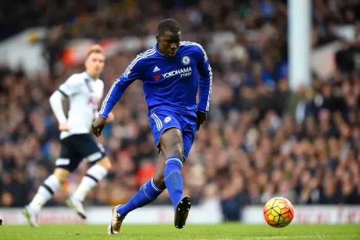 Framed Print : Zouma in Action: Chelsea vs. Tottenham at White Hart Lane, November 2015 - Barclays Premier League Framed Print : Zouma in Action: Chelsea vs. Tottenham at White Hart Lane, November 2015 - Barclays Premier League