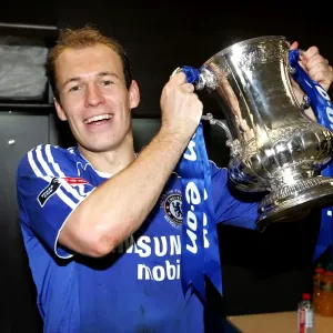 El triunfo de Arjen Robben en la Copa FA: La victoria del Chelsea sobre el Manchester United en el Estadio Nacional de Wembly (mayo 2007) El triunfo de Arjen Robben en la Copa FA: La victoria del Chelsea sobre el Manchester United en el Estadio Nacional de Wembly (mayo 2007)