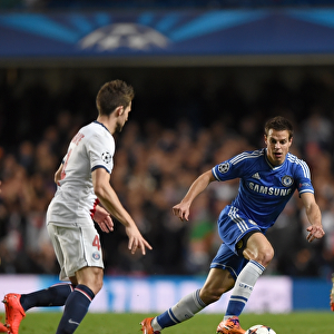A Battle for the Ball: Azpilicueta vs. Cabaye - Chelsea vs. Paris Saint-Germain, UEFA Champions League Quarterfinal, Stamford Bridge (8th April 2014)