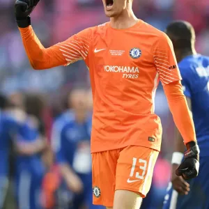 Le Chelsea célèbre sa victoire en Coupe de la Ligue : Thibaut Courtois réjouit après le match entre Chelsea et Manchester United Le Chelsea célèbre sa victoire en Coupe de la Ligue : Thibaut Courtois réjouit après le match entre Chelsea et Manchester United