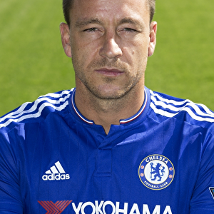 Chelsea FC 2015-16 Premier League Squad: John Terry and Team at Cobham Training