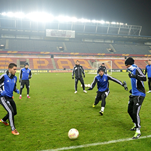 Chelsea FC at Generali Arena: Preparing for UEFA Europa League Round of 16 - Intense Training Sessions