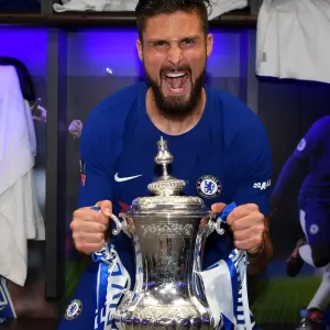 Le Chelsea FC remporte la Coupe d'Angleterre : le triomphe de l'Olivier Giroud contre les Red Devils du Manchester Le Chelsea FC remporte la Coupe d'Angleterre : le triomphe de l'Olivier Giroud contre les Red Devils du Manchester