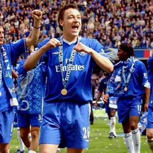 Chelsea Football Club Print: 2004-2005 Premier League Champions Celebration Chelsea Football Club Print: 2004-2005 Premier League Champions Celebration