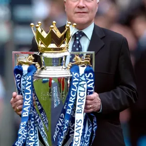 Former Chelsea Legend Ron Harris Presents the Premier League Trophy Print