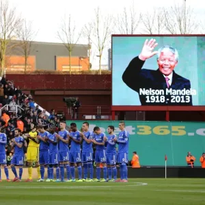 Chelsea Players Pay Tribute: Print of Minutes Applause for Nelson Mandela Chelsea Players Pay Tribute: Print of Minutes Applause for Nelson Mandela