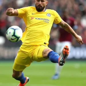 Chelsea's Olivier Giroud Reaches for the Ball Print Chelsea's Olivier Giroud Reaches for the Ball Print