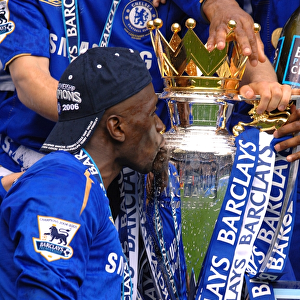 Claude Makelele: Celebrating Chelsea's Premier League Glory (2005-2006)