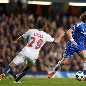 David Luiz Outmaneuvers Lucas Moura: Chelsea's Thrilling Moment vs. Paris Saint-Germain in the UEFA Champions League Quarterfinals (April 2014)