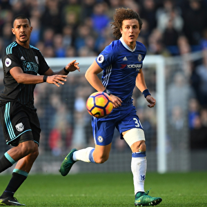 David Luiz vs. Rondon: A Fight for Control in the Premier League Clash between Chelsea and West Bromwich Albion