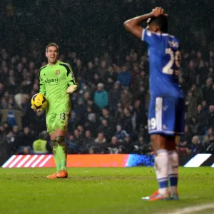 Enttäuscht Eto'o und Frustriertes Adrian: Tor abgelehnt im Chelsea gegen West Ham United (BPL, Stamford Bridge am 29. Januar 2014) Enttäuscht Eto'o und Frustriertes Adrian: Tor abgelehnt im Chelsea gegen West Ham United (BPL, Stamford Bridge am 29. Januar 2014)