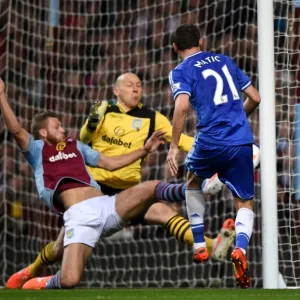 Gol Desaprobado de Nemanja Matic para el Chelsea contra el Aston Villa (Premier League, 15 de marzo de 2014)