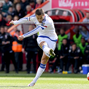 Eden Hazard Scores Chelsea's Second: AFC Bournemouth vs. Chelsea, Barclays Premier League, Vitality Stadium (April 2016)