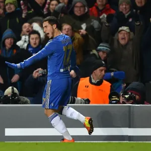 Eden Hazard Print - Chelsea Europa League Victory Eden Hazard Print - Chelsea Europa League Victory