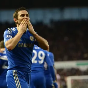 Il Triplato di Frank Lampard: la stella del Chelsea celebra il record storico della tripletta contro la Stoccarda