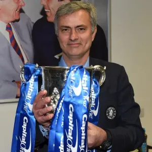Jose Mourinho and Chelsea Celebrate Capital One Cup Victory Print