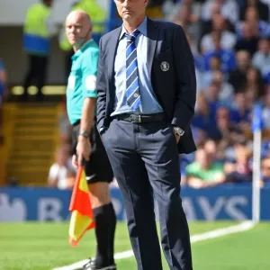 El debut de José Mourinho en el Chelsea: Batalla en el Estadio de Stamford contra la ciudad de Leicestershire