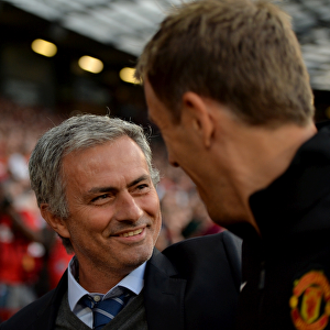 Jose Mourinho's Intense Focus Before Manchester United vs Chelsea (Premier League, 2013)