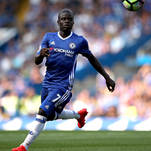 N'Golo Kante in Action: Chelsea vs Burnley, Premier League (2016) - PA Images