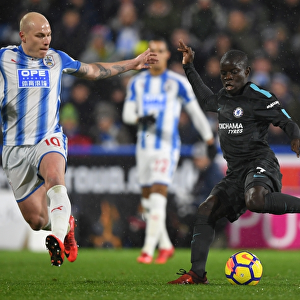 N'Golo Kante Fends Off Aaron Mooy Pressure: Huddersfield Town vs Chelsea, Premier League